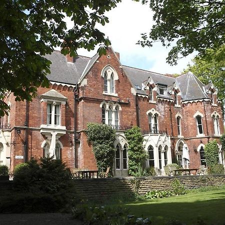 Cliff Lawn Hotel Leeds  Exterior foto